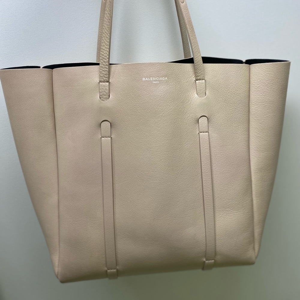 BALENCIAGA Everyday Small Tote Bag